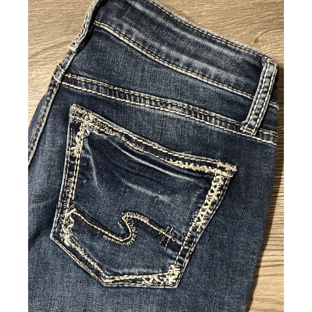 Silver Suki Straight Leg Dark Wash Low Rise Stretch Blue Jeans Size 24 (26x32)